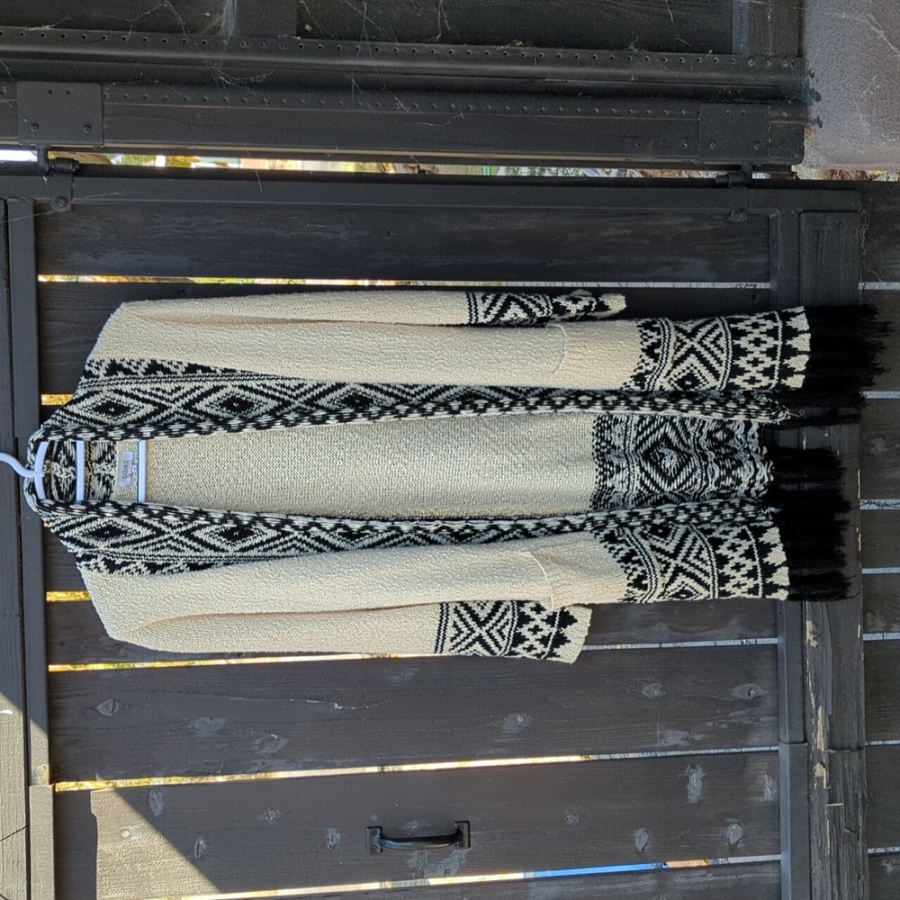 Aztec Pattern Knit Open-Front Fringe Cardigan, Size L